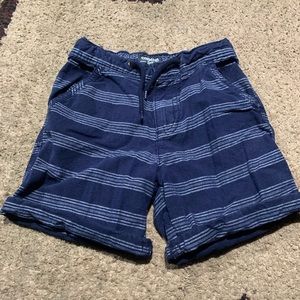 Oshkosh boys shorts. Size 4T